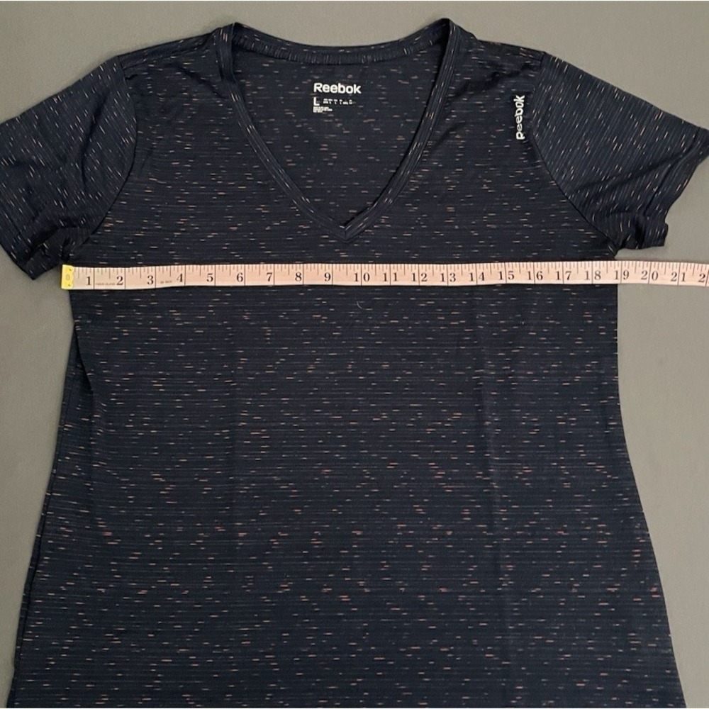Reebok Athletic Shirt Womens Size Large Blue/ Pink Short Sleeve V-Neck SpeedWick - Picture 10 of 12